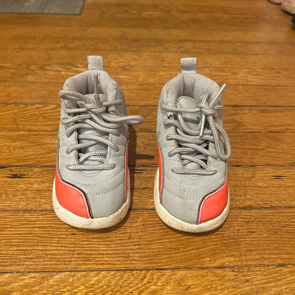 Air Jordan 12 Retro Toddler Shoe Color: WOLF GREY RACER PINK Size: 7c